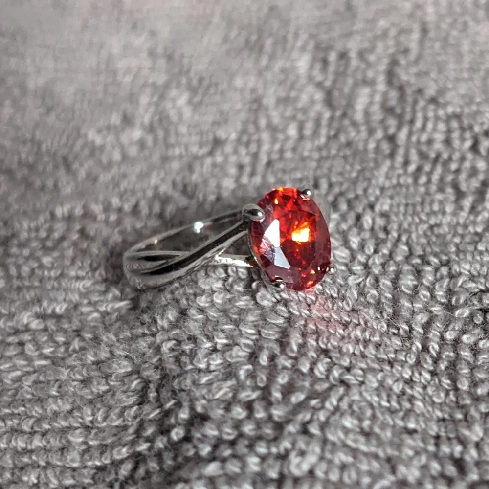 Ring - Picture 2 of 2